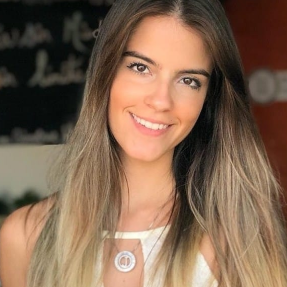 Juliana Ayello